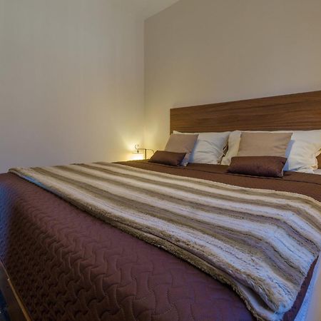 Branka Apartamento Crikvenica Quarto foto